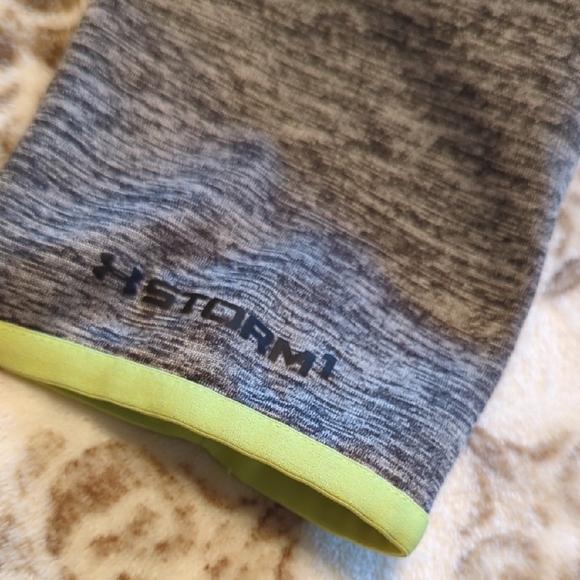 Under Armour Gray and Lime Green Sweatshirt Hoodie - Picture 4 of 7